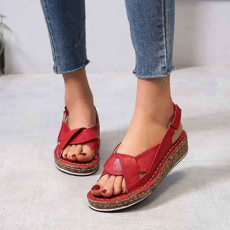 Sandalen mit orthopädischem Fußbett für Frauen - Sommer 2025 Kollektion