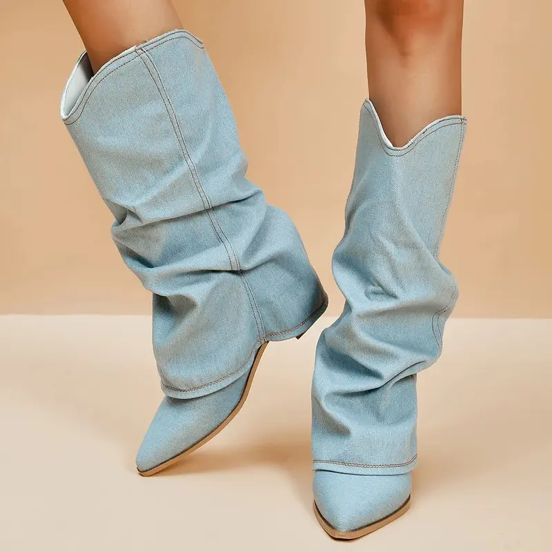 Setze ein mutiges Statement mit den herbstlichen Scarlett Stiefeln!