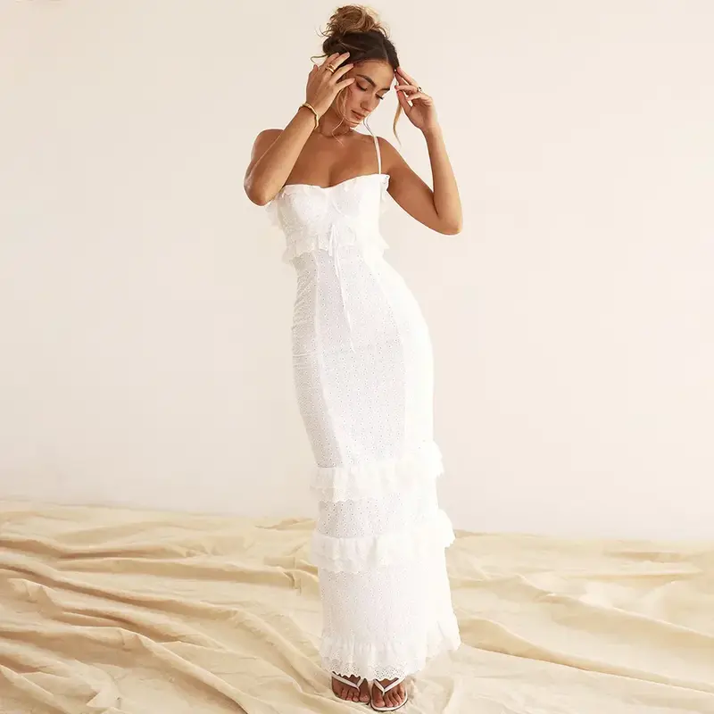 Stilvolles Besticktes Camisole Maxikleid in Weiß – Alina