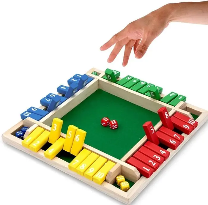 Strategisches Würfelspiel – CloseBox