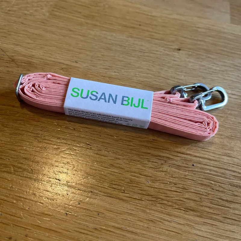 The new strap tone slim