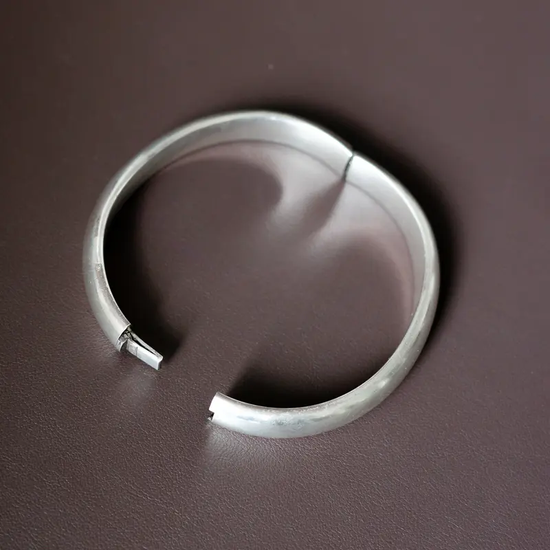 The Round Hinge Bangle