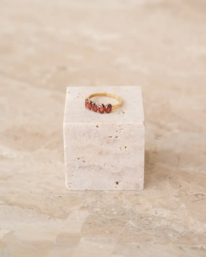 TILTIL Noemi Zircon Ring Rood Goud