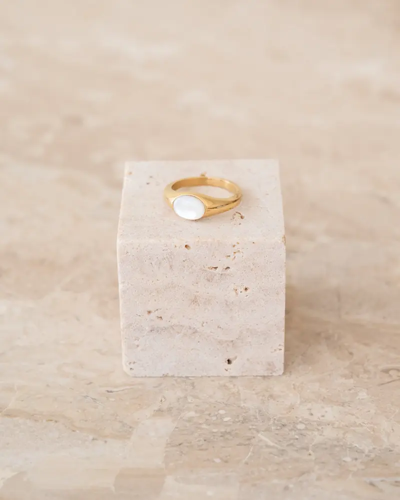 TILTIL Nomi Pearl Ring Gold