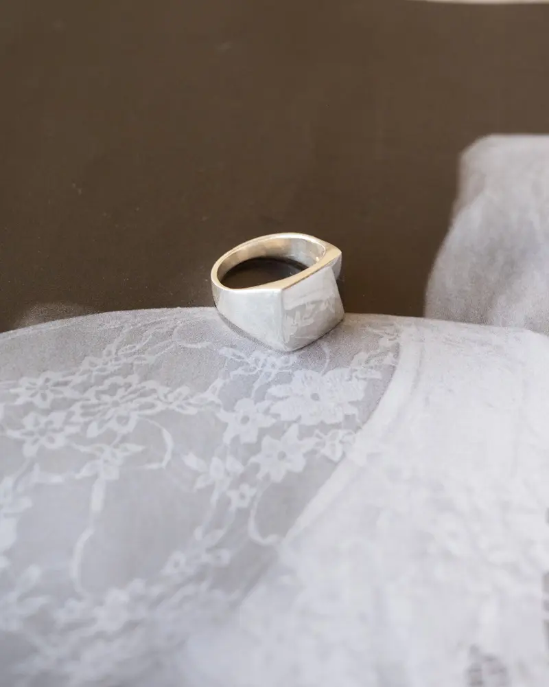 TILTIL Sanne Squary Signet Ring Silver