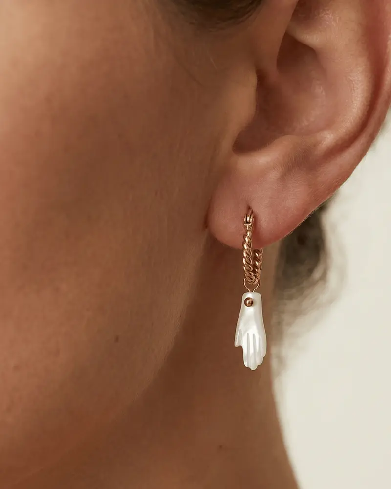 TILTIL Set van 2 Twisted Oorbellen Hand Gold