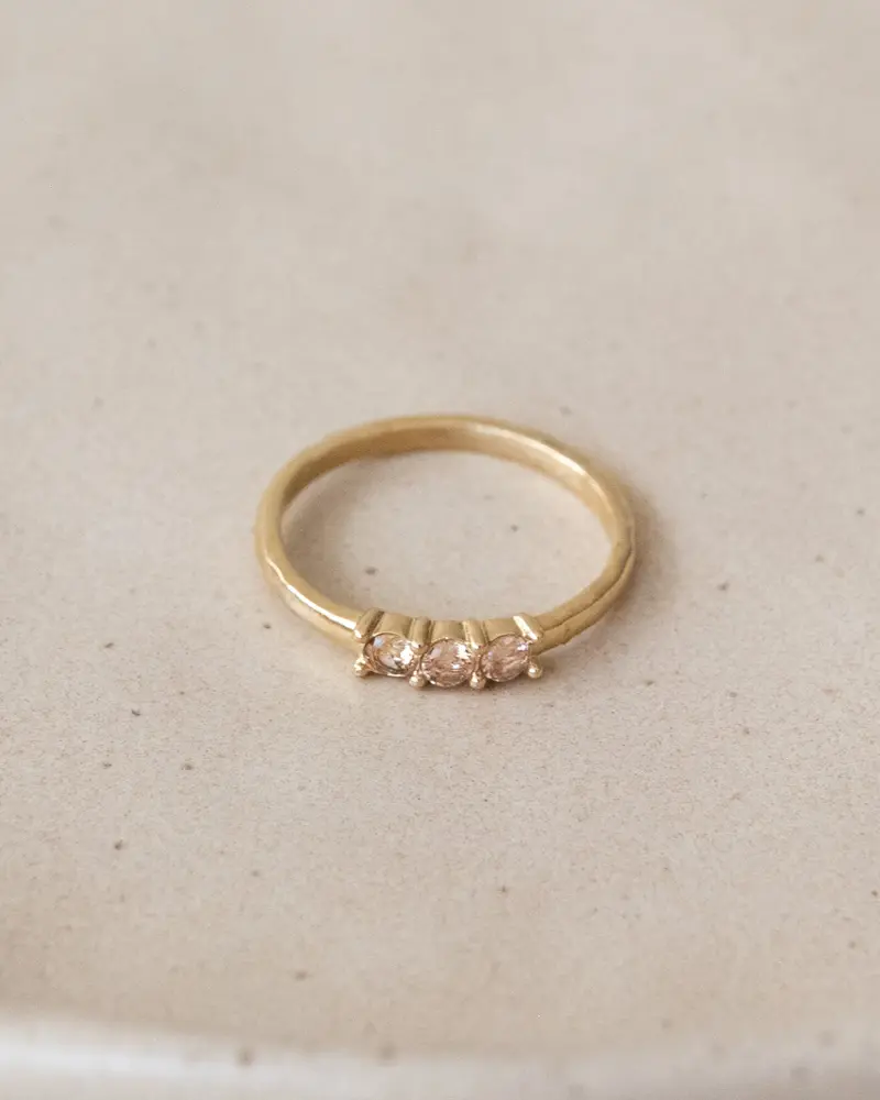 TILTIL Yara Zircon Ring Gold