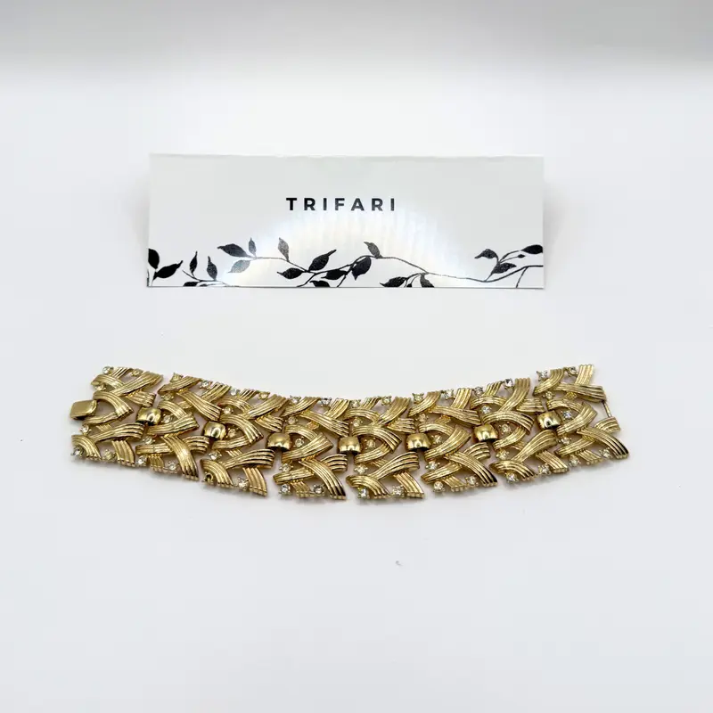 Trifari Vintage Gold-Tone Textured Collar Necklace
