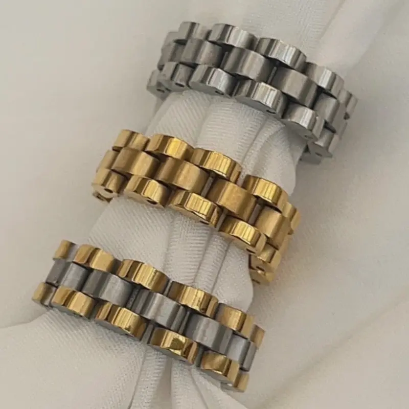 Velia | Ring