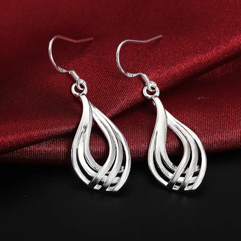 Verdrehte Wellenlinien-Ohrringe aus 925er-Sterlingsilber