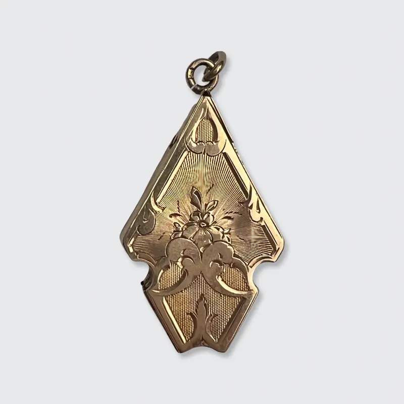 Victorian Star Shaped Locket for Six Pictures