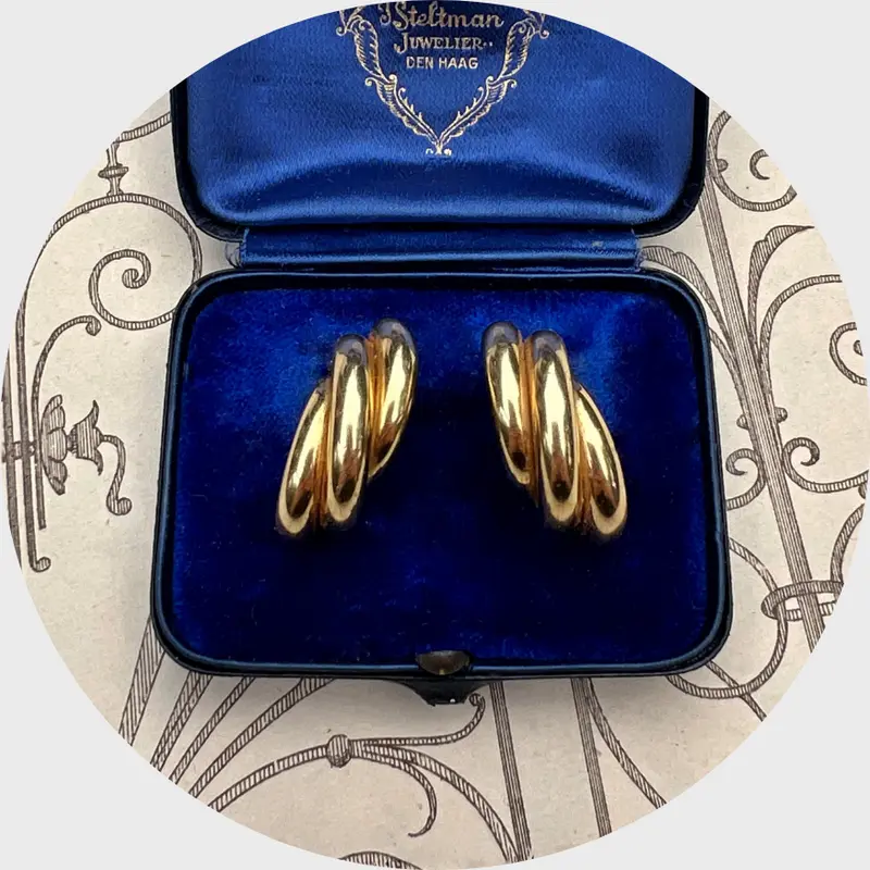 Vintage 18k Yellow Gold Three-Band Earrings