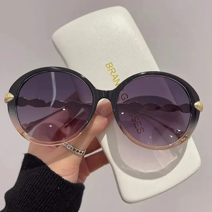 Vintage runde Farbverlauf-Sonnenbrille für Sommer 2025