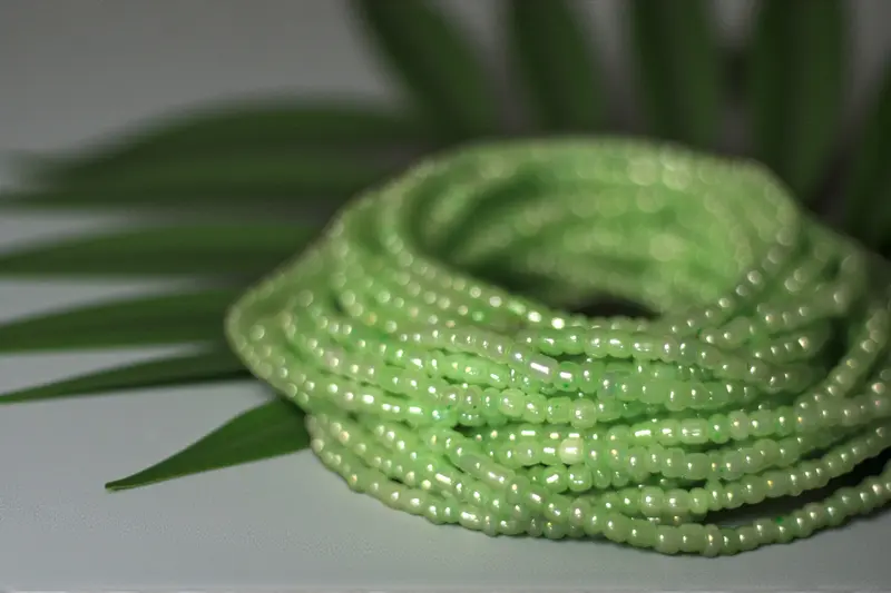 Waist Beads / African Hip Chain - AKUGBE - Mint green (elastic)