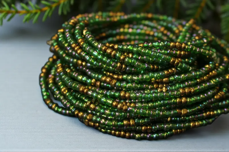 Waist Beads / African Waist Chain - OGHOGHO - Green / gold (elastic)