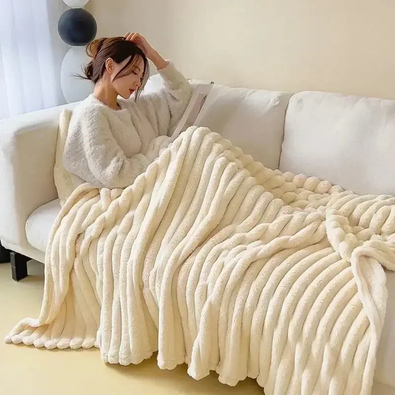 Weiche Plüsch-Maxi-Winterdecke - LuxuraWrap