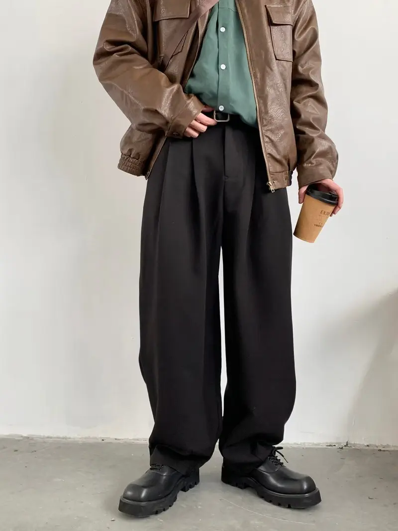 Weit geschnittene Herren Stoffhose – Laurin Herbstedition