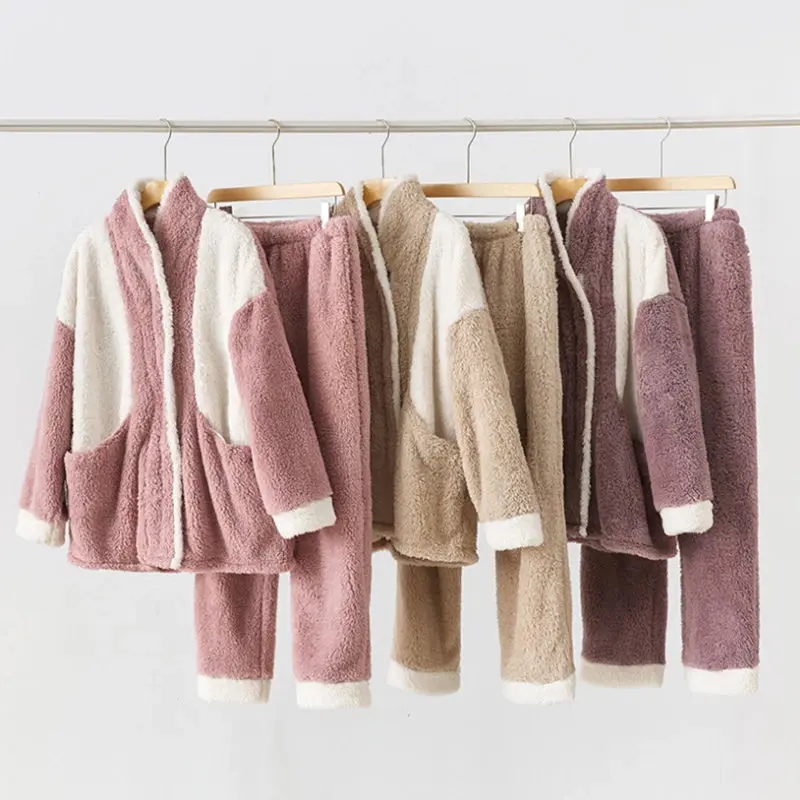 Wintertraum-Pyjama-Set für Frauen