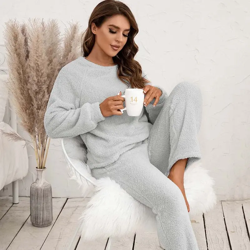 Winterzauber Loungewear-Set für Damen