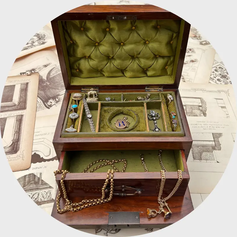 Wooden Jewellery Box with Key