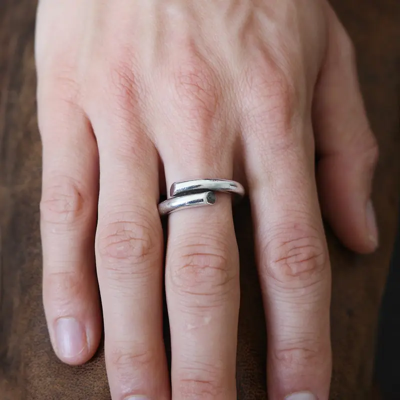 Wrapped wire ring