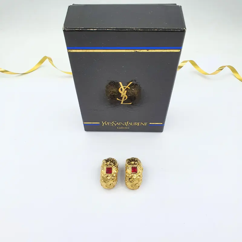 Yves Saint Laurent Opulence Clip Earrings