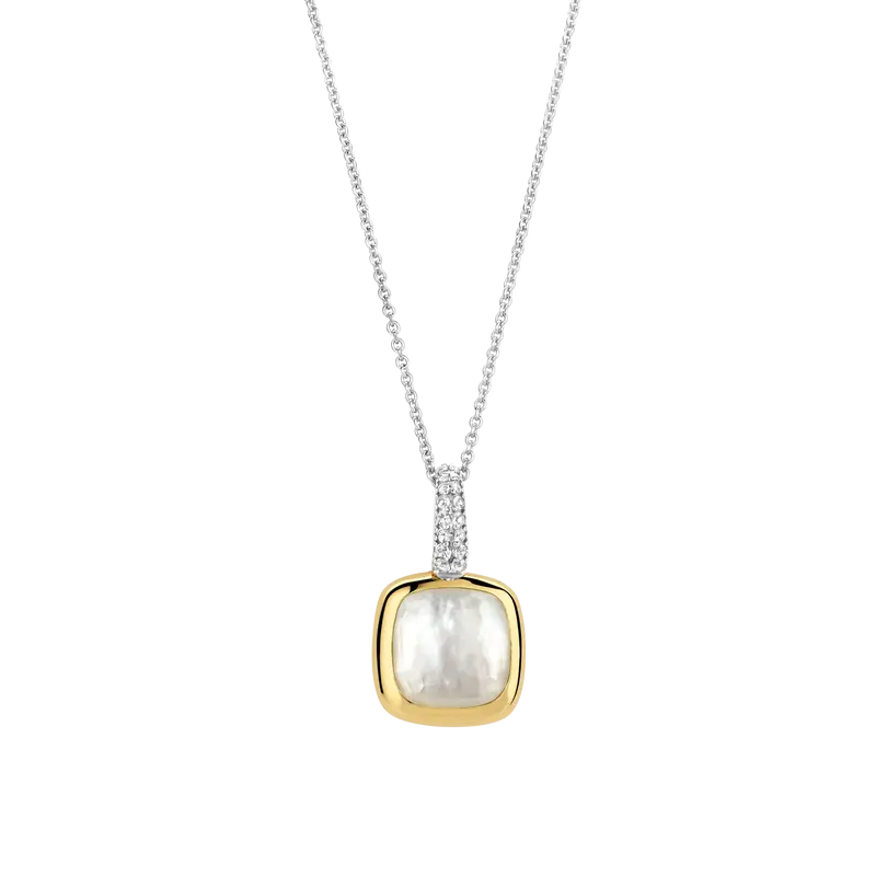 Zirconia Cushion Pearl Necklace with pendant