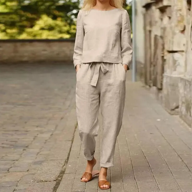Zweiteiliges Damen Herbst-Outfit mit Rundhals-Shirt & Hose mit Gummibund – Nia